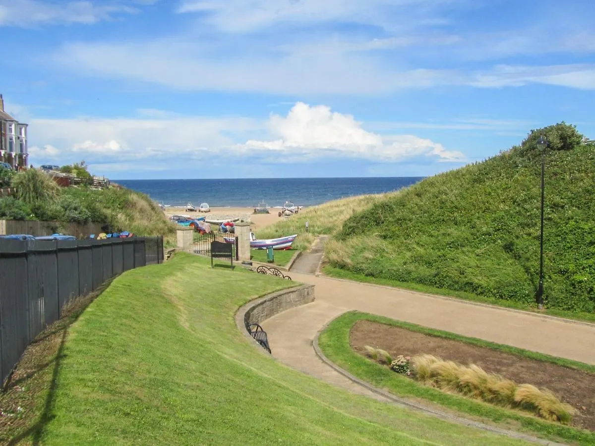 Smugglers' Cottage Marske-by-the-Sea 0*,  Regno Unito